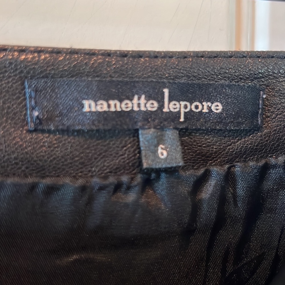 Designer Black cuir leather mini skirt zip front stud belt Nanette Lenore sz 6🔥 - Picture 7 of 13
